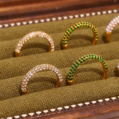 e15d861f-2d5c-4f69-a8a3-eddf5e9cc68d-Min